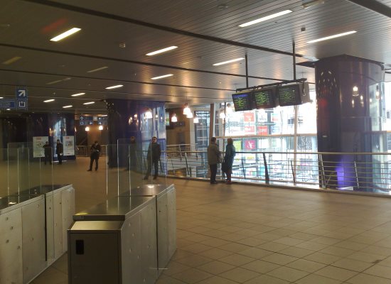 maastricht airport taxi transfer meeting point brussels eurostar